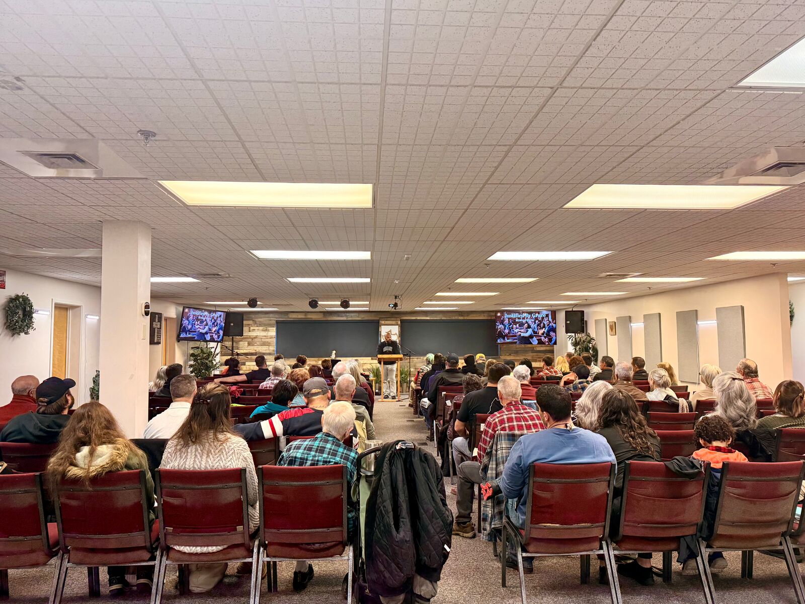 Worship at Calvary Chapel Lewiston